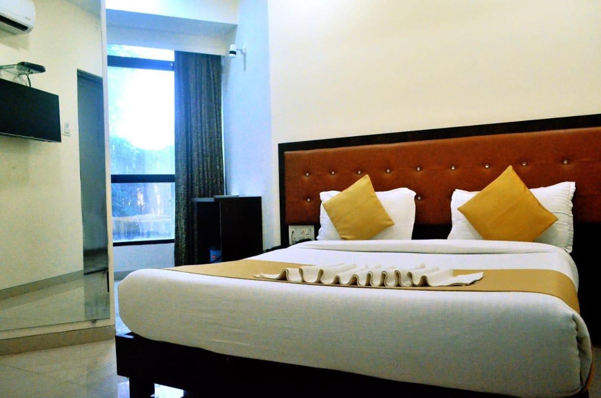 The Best Hotel Bombaim Exterior foto